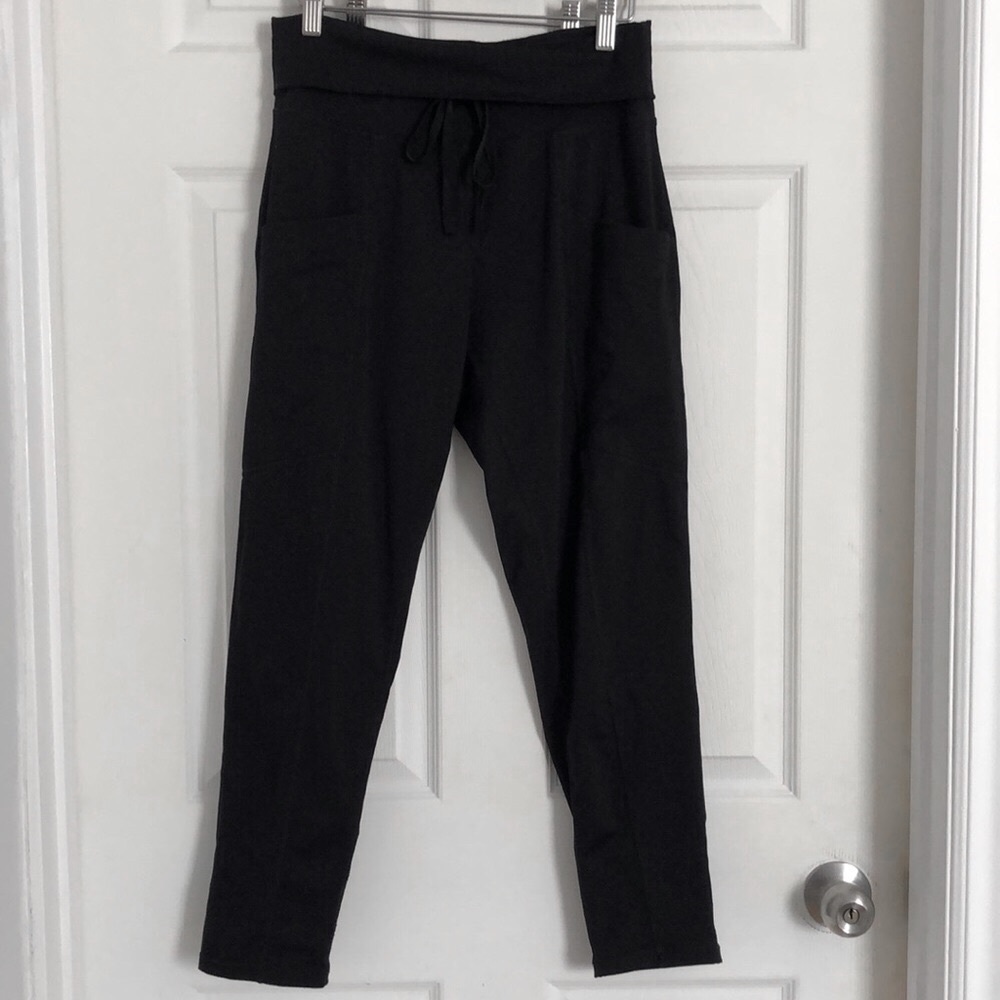 Black Fabletics Maj athleisure pants